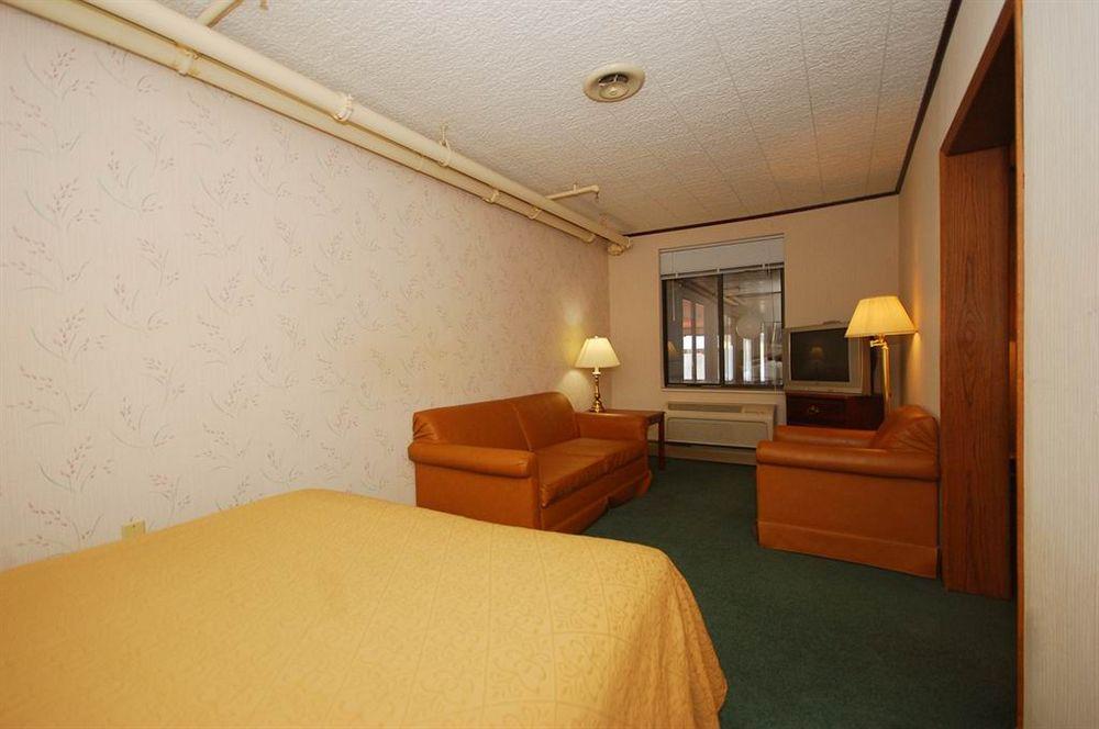 Quality Inn Gaylord Eksteriør billede