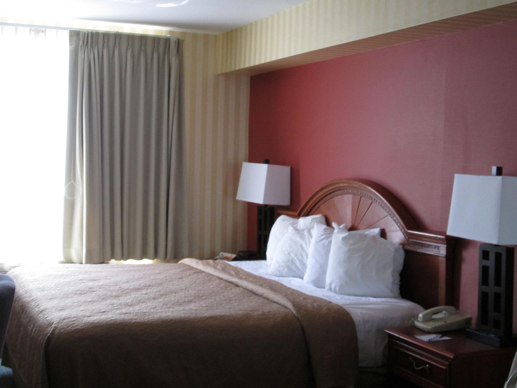 Quality Inn Gaylord Eksteriør billede
